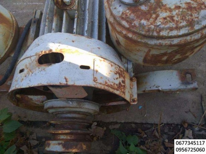 Насос вакуумный на цементовоз, муковоз. ВР-8/2, Насос вакуумный (компрессор) ВР8/2,5 предназначен для установки на аэрозольтранспорт сыпучих материалов (цементовозы, муковозы, кормовозов и др. ).Компрессор роторный ВР-8/2Насос вакуумный на цементовоз, муковоз. ВР-8/2 Насос вакуумный (компрессор) ВР8/2,5